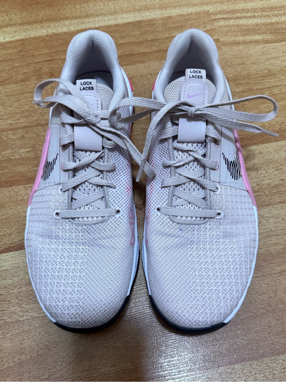 Nike metcon shoes